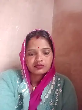 Snapshot of Rubi12A chatting on February 1, 2026, 2:32 am Rubi12A online show from February 1, 2026, 2:32 am