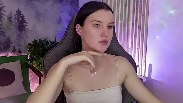 AgataWillis online show from February 5, 2026, 12:21 pm