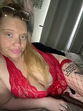 Snapshot of MysteriousMylaX chatting on September 19, 2025, 5:35 pm MysteriousMylaX online show from September 19, 2025, 5:35 pm