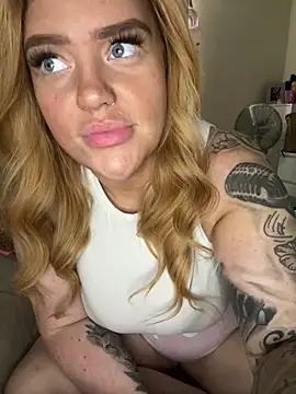 Snapshot of MysteriousMylaX chatting on September 23, 2025, 11:57 am MysteriousMylaX online show from September 23, 2025, 11:57 am