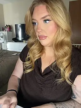 Snapshot of MysteriousMylaX chatting on September 24, 2025, 1:58 pm MysteriousMylaX online show from September 24, 2025, 1:58 pm