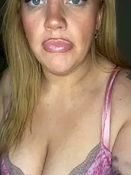 Snapshot of MysteriousMylaX chatting on September 28, 2025, 6:46 pm MysteriousMylaX online show from September 28, 2025, 6:46 pm