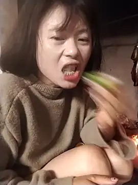 linda bae00 online show from February 25, 2026, 1:15 am