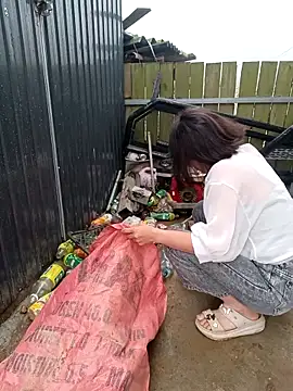 linda bae00 online show from April 3, 2026, 12:19 am