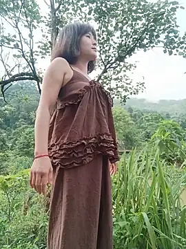 Snapshot of linda_bae00 chatting on May 19, 2026, 11:33 pm linda bae00 online show from May 19, 2026, 11:33 pm