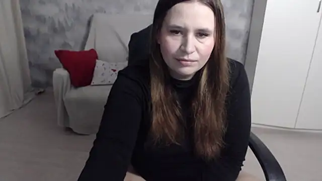 AdelinaLawson online show from November 28, 2025, 6:32 pm