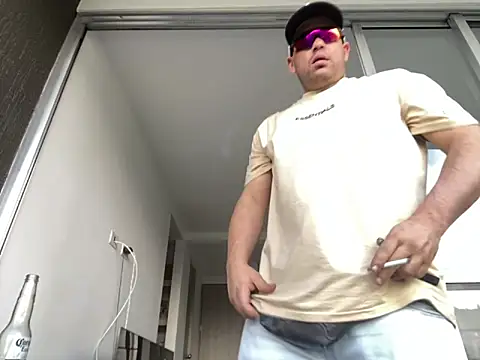 rider239 online show from October 4, 2025, 9:35 pm