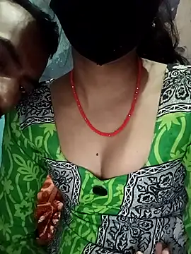 Snapshot of Nziakhn987 chatting on November 6, 2025, 5:36 pm Nziakhn987 online show from November 6, 2025, 5:36 pm