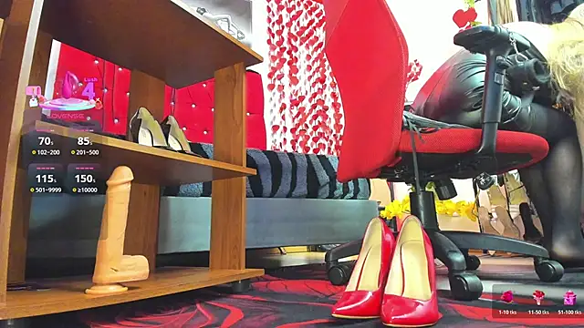 Snapshot of candy_conrad chatting on April 30, 2026, 1:06 pm candy conrad online show from April 30, 2026, 1:06 pm