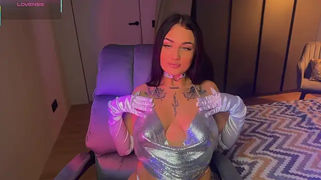 mygoddesshecate online show from September 26, 2025, 2:43 pm