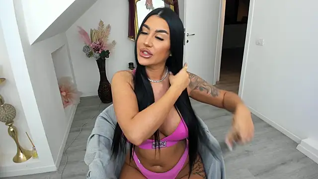 Ranya Evy online show from February 28, 2026, 4:19 pm