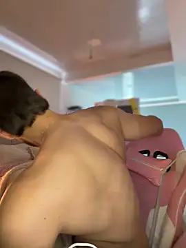 Snapshot of Tomas_Olivia chatting on September 13, 2025, 7:02 pm Tomas Olivia online show from September 13, 2025, 7:02 pm