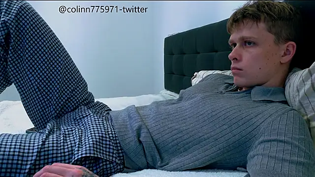 TalkingHead 0  online show from December 14, 2025, 9:41 pm