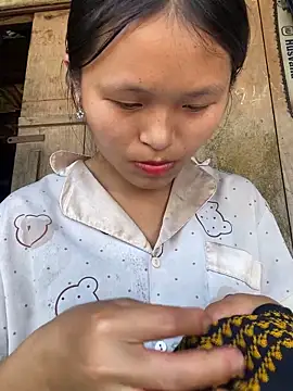 milo bae online show from March 31, 2026, 7:53 am