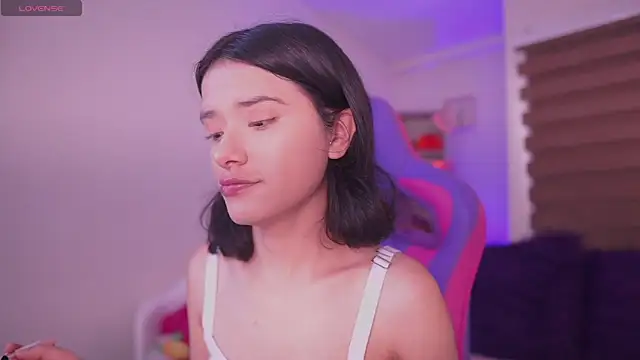 Lana Dreams  online show from October 3, 2025, 4:59 pm