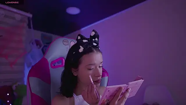 Lana Dreams  online show from October 16, 2025, 12:22 am