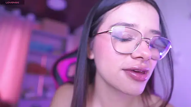 Lana Dreams  online show from February 17, 2026, 10:49 pm