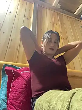 phungtiti online show from November 5, 2025, 7:52 am