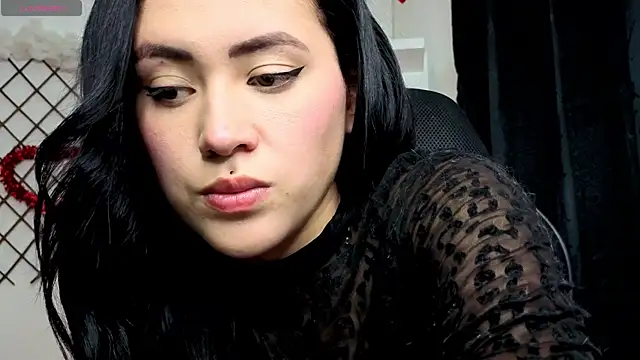 6gaaby online show from November 12, 2025, 8:41 pm