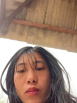 EmLy02 online show from February 5, 2026, 2:16 am