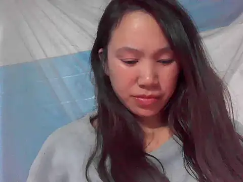 fanchunn online show from November 19, 2025, 2:06 pm