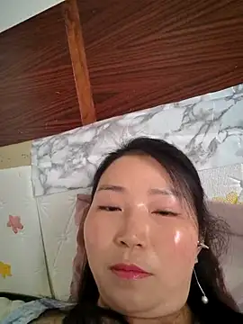 lingling5200 online show from May 1, 2026, 7:35 am