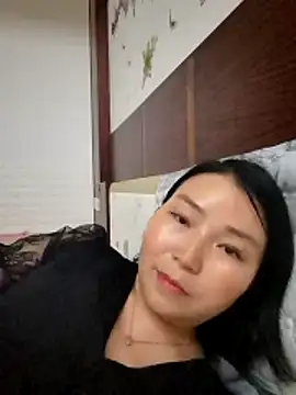 Snapshot of lingling5200 chatting on May 11, 2026, 1:06 pm lingling5200 online show from May 11, 2026, 1:06 pm