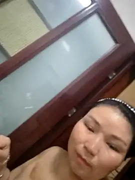 Snapshot of lingling5200 chatting on May 25, 2026, 3:07 pm lingling5200 online show from May 25, 2026, 3:07 pm
