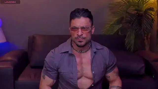 dennis cox1 online show from November 5, 2025, 3:34 pm