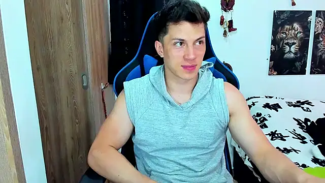 javiersexymann online show from February 10, 2025, 5:30 pm