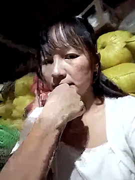 Mini3333 online show from October 8, 2025, 10:18 pm