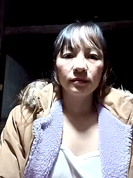 Mini3333 online show from November 6, 2025, 9:48 pm