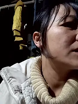 Mini3333 online show from January 9, 2026, 11:39 pm