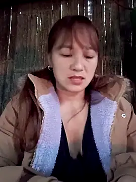 Mini3333 online show from February 25, 2026, 12:42 am