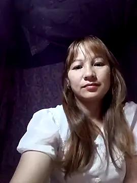 Mini3333 online show from March 18, 2026, 10:02 pm