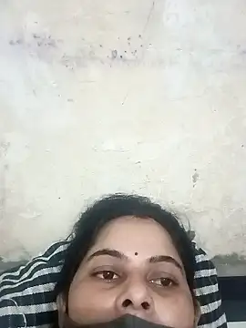 JULEE-740 online show from September 28, 2025, 5:35 am