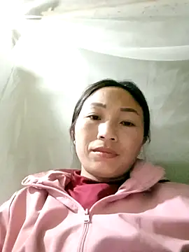 lucybaby00 online show from March 12, 2026, 1:39 pm