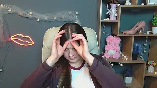 MavkaCute online show from September 10, 2025, 6:19 pm