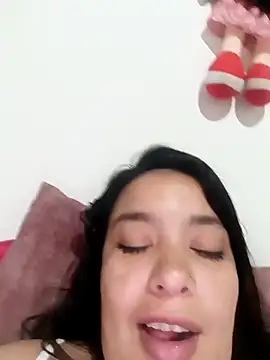 Anahibella online show from December 5, 2025, 5:09 pm