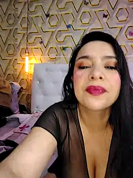 Anahibella online show from April 17, 2026, 2:20 pm