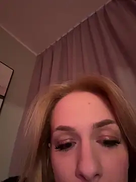 DaryaDoll online show from February 8, 2026, 3:59 pm