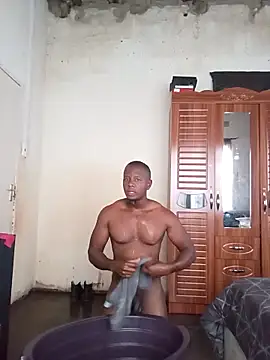 Snapshot of small_D94 chatting on October 8, 2025, 2:25 pm small D94 online show from October 8, 2025, 2:25 pm