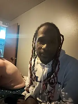 Dick2long87 online show from November 17, 2025, 1:55 am