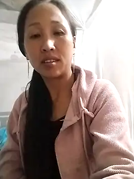 Snapshot of cute_love00 chatting on October 23, 2025, 1:10 pm cute love00 online show from October 23, 2025, 1:10 pm