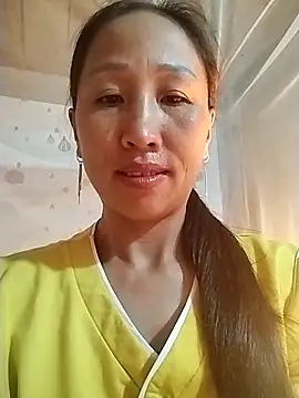 cute love00 online show from November 17, 2025, 9:42 pm