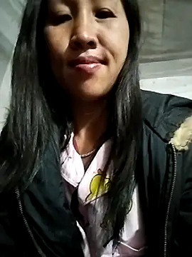 cute love00 online show from January 15, 2026, 1:32 am