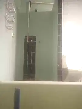 Snapshot of ReyesSau chatting on September 28, 2025, 4:34 pm ReyesSau online show from September 28, 2025, 4:34 pm