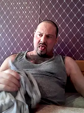  NEREZA  online show from April 3, 2026, 3:32 pm