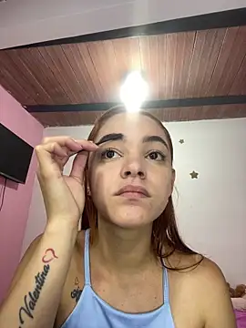 mia-kalinfa1 online show from June 16, 2026, 3:03 pm