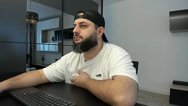 DravenPeak online show from November 9, 2025, 2:04 pm